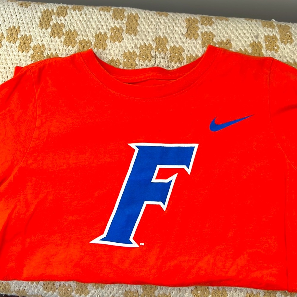 Nike Univ of Florida youth T